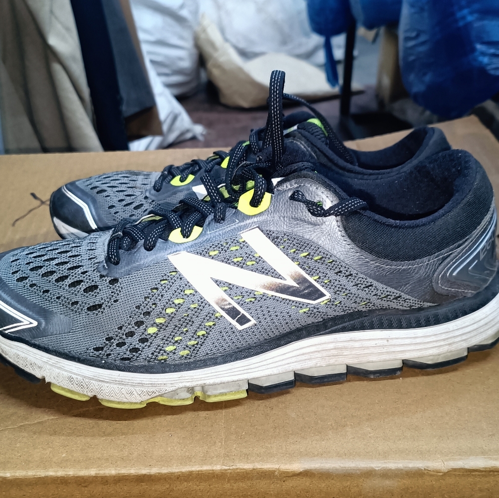 New Balance Men's FuelCell 1260 V7 Running Shoe - Picture 6 of 13